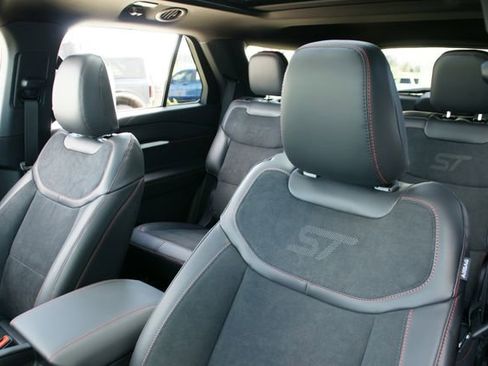 New 2026 Ford Explorer ST AWD/4WD image 19