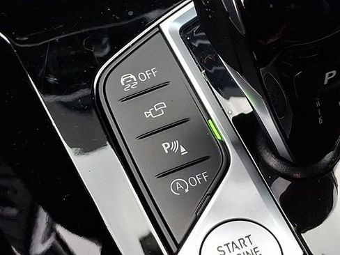 Used 2025 BMW X4 xDrive30i image 30