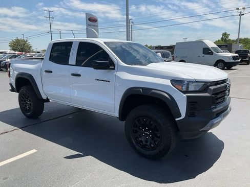 Used 2026 Chevrolet Colorado Trail Boss image 22
