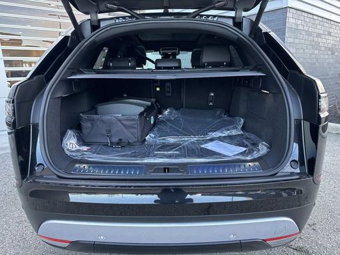 New 2026 Land Rover Range Rover Velar S AWD/4WD image 6