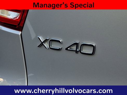 Certified 2024 Volvo XC40 B5 Core image 29