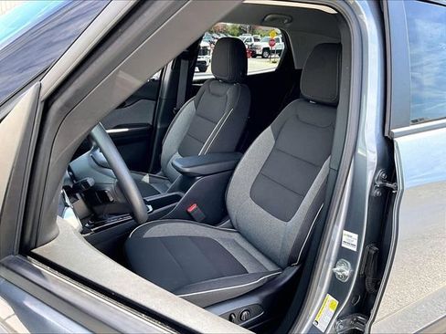 Certified 2022 Chevrolet TrailBlazer LT w/ Convenience Package image 10