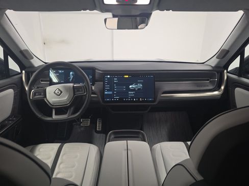 Used 2024 Rivian R1S Adventure AWD/4WD image 27