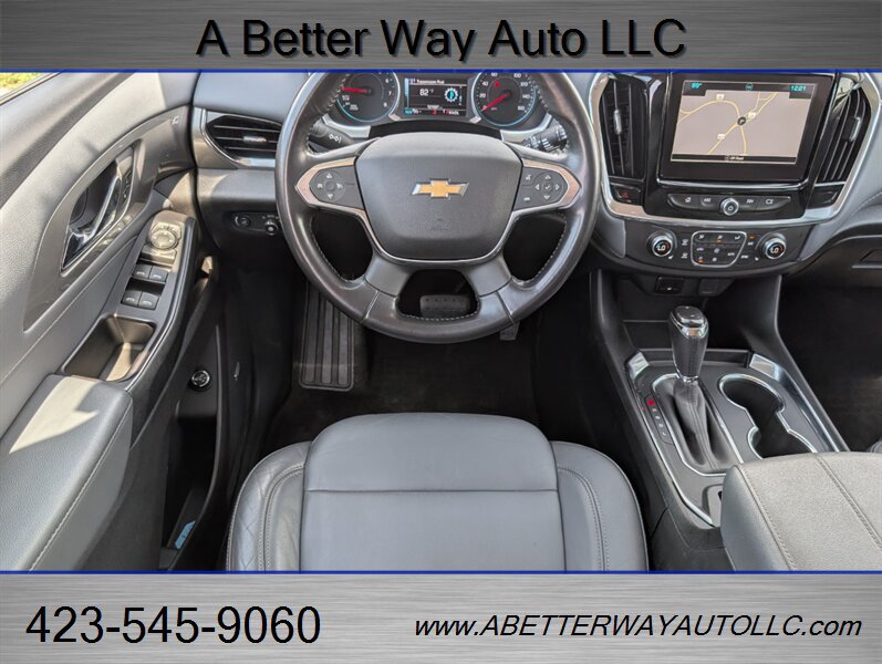 Used 2019 Chevrolet Traverse LT w/ LT Premium Package AWD/4WD image 8