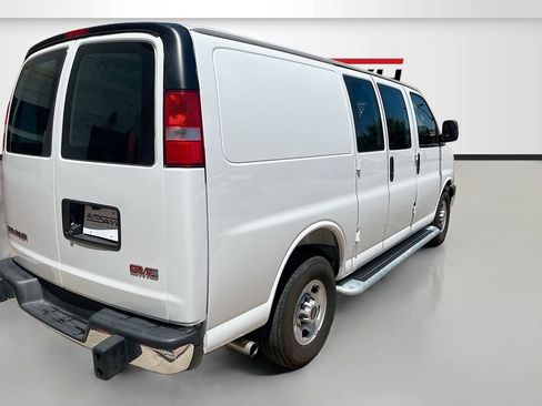 Used 2025 GMC Savana 2500 w/ Driver Convenience Package RWD image 7