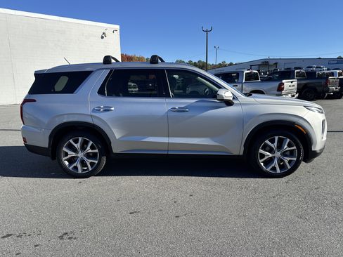 Used 2021 Hyundai Palisade SEL w/ Convenience Package image 9