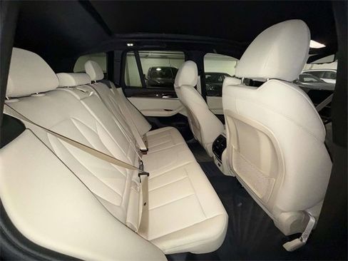 Used 2021 BMW X3 xDrive30i w/ Convenience Package image 16
