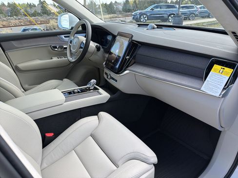 New 2026 Volvo XC90 T8 Ultra w/ Lounge Package AWD/4WD image 27