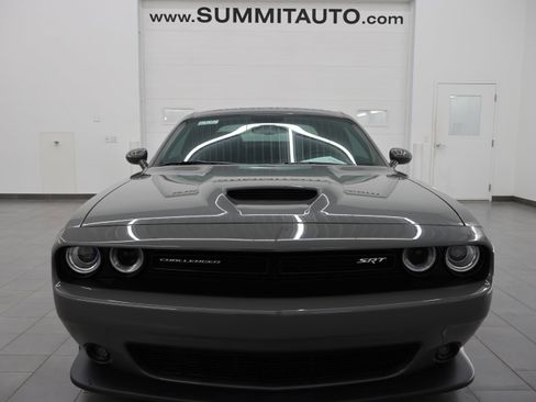 Used 2018 Dodge Challenger SRT w/ Technology Group image 21