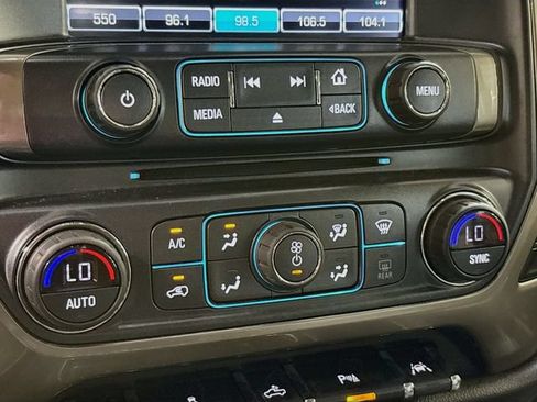 Used 2018 Chevrolet Silverado 1500 High Country AWD/4WD image 15