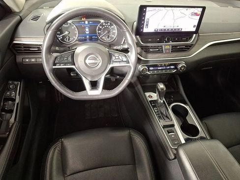 Used 2023 Nissan Altima 2.5 SL AWD/4WD image 2
