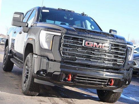 New 2026 GMC Sierra 2500 AT4 w/ AT4 Premium Plus Package AWD/4WD image 5
