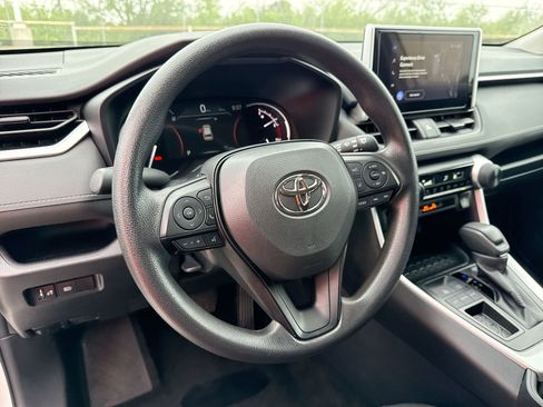 Certified 2025 Toyota RAV4 LE FWD image 11