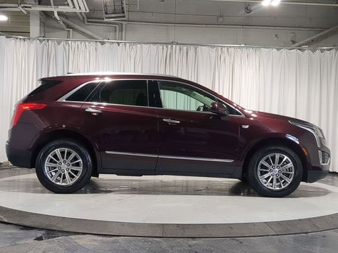 Used 2018 Cadillac XT5 Luxury w/ Driver Awareness Package image 15