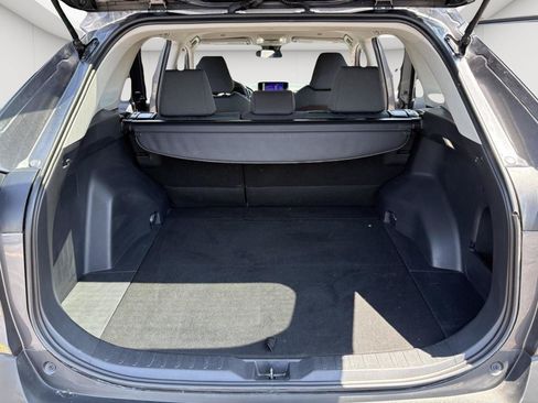 Used 2025 Toyota RAV4 XLE AWD/4WD image 18