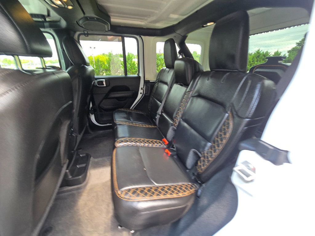 Used 2023 Jeep Wrangler Unlimited Sahara AWD/4WD image 17