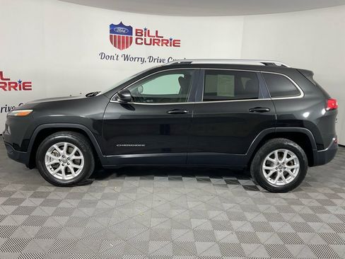 Used 2015 Jeep Cherokee Latitude w/ Cold Weather Group image 6