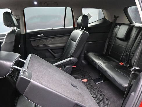 Used 2022 Volkswagen Atlas SEL R-Line AWD/4WD image 29