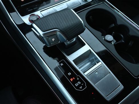 Used 2025 Audi RS Q8 performance image 14