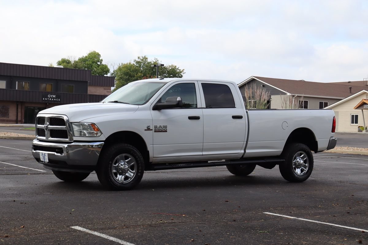Used 2018 RAM 2500 Tradesman w/ Chrome Appearance Group AWD/4WD image 11