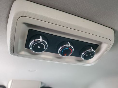 Used 2012 Dodge Grand Caravan SXT image 25