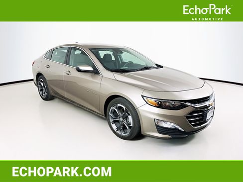 Used 2024 Chevrolet Malibu LT image 1