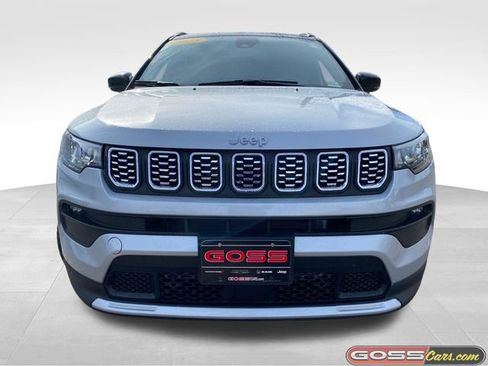 Certified 2025 Jeep Compass Limited image 2