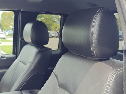 Used 2015 Ford F350 Lariat image 12