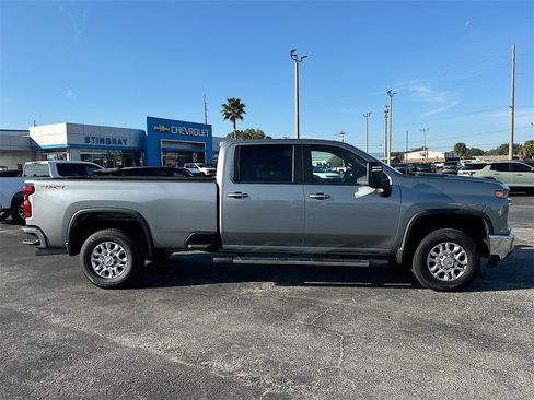 Used 2024 Chevrolet Silverado 3500 LT image 4