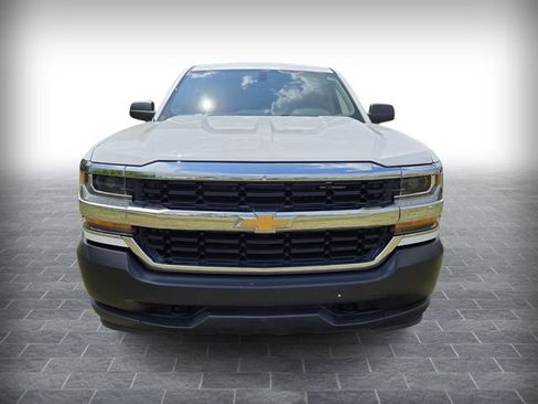 Used 2019 Chevrolet Silverado 1500 W/T AWD/4WD image 2