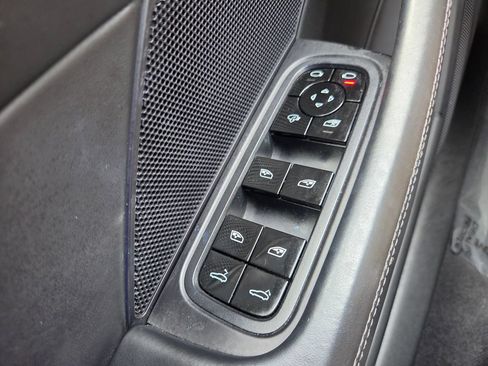 Used 2018 Porsche Panamera 4S AWD/4WD image 37