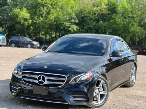 Used 2017 Mercedes-Benz E 300 image 2