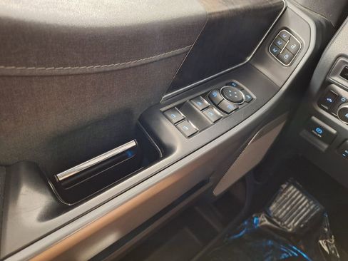 Used 2023 Ford F150 Lariat RWD image 22
