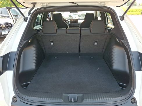 Certified 2024 Honda HR-V Sport image 30