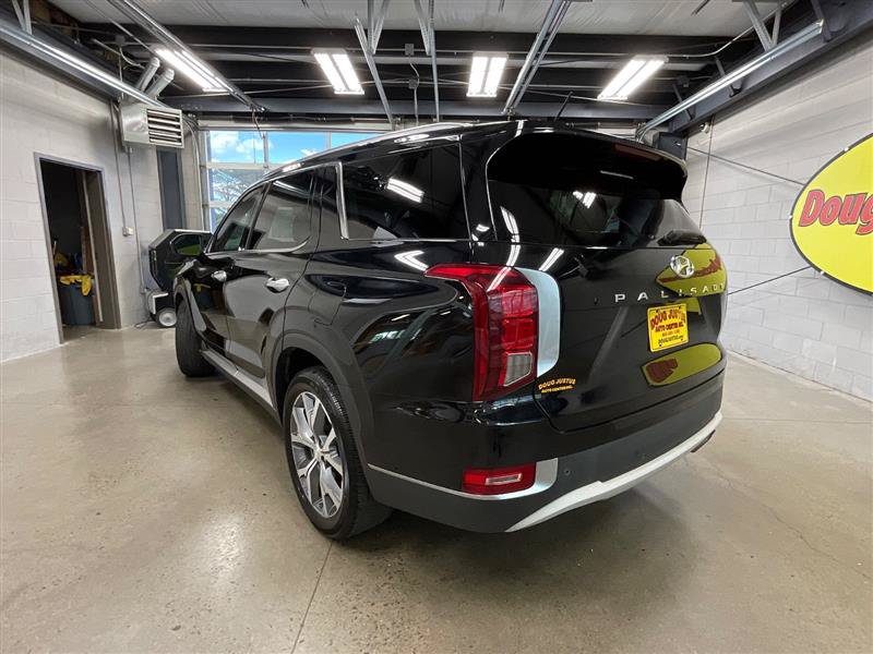 Used 2020 Hyundai Palisade SEL w/ Convenience Package FWD image 3