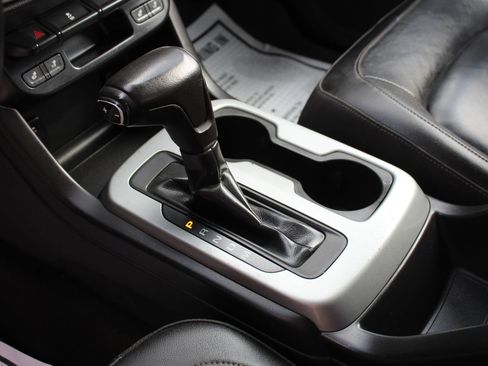 Used 2015 Chevrolet Colorado LT w/ Luxury Package image 24