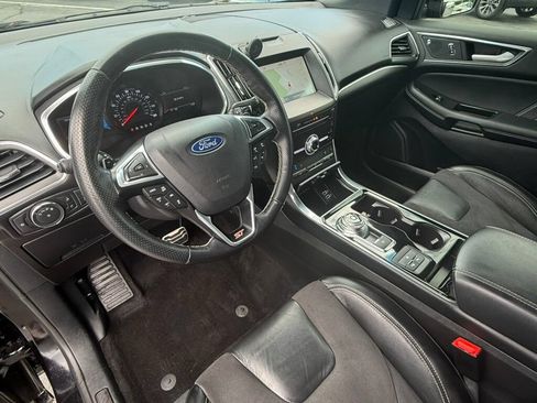 Used 2019 Ford Edge ST w/ Equipment Group 401A AWD/4WD image 24