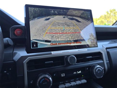 Certified 2024 Toyota Tacoma TRD Sport image 32