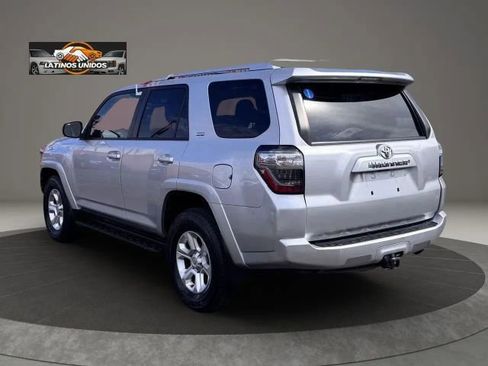 Used 2018 Toyota 4Runner SR5 RWD image 4