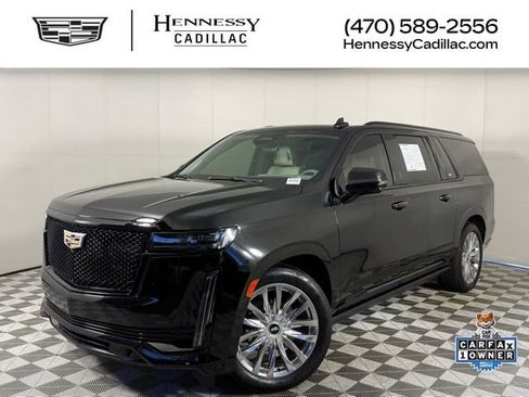 Used 2021 Cadillac Escalade ESV Sport Platinum image 1