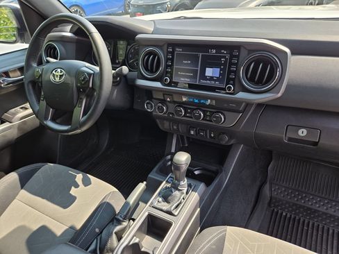 Used 2023 Toyota Tacoma TRD Off-Road w/ Black Out Package (TMS) AWD/4WD image 9