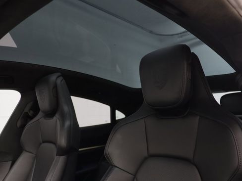 Used 2023 Porsche Taycan GTS image 16