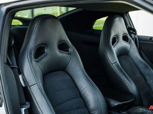 Used 2014 Nissan GT-R Premium image 88