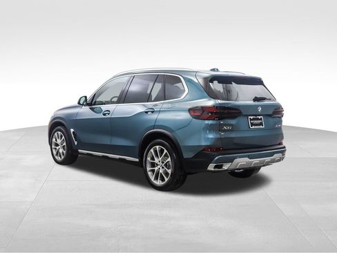 New 2026 BMW X5 xDrive40i image 3