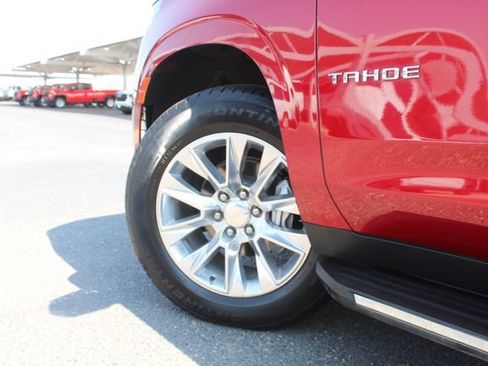 Used 2023 Chevrolet Tahoe Premier AWD/4WD image 13