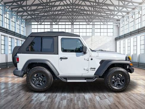 Used 2021 Jeep Wrangler Sport AWD/4WD image 2