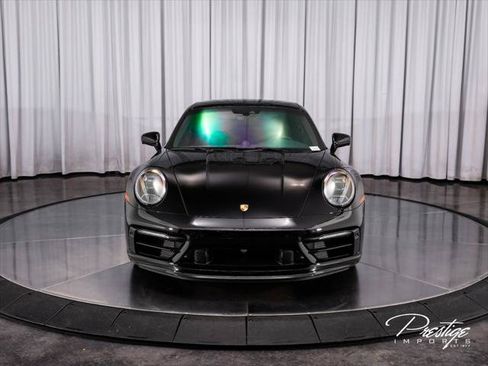 Used 2024 Porsche 911 Carrera S RWD image 3