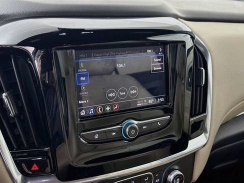 Used 2023 Chevrolet Traverse LS w/ LPO, Cargo Package FWD image 15