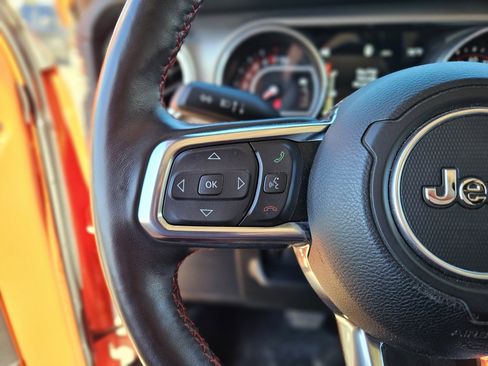 Used 2018 Jeep Wrangler Unlimited Rubicon image 26