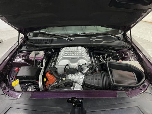 Used 2022 Dodge Challenger SRT Hellcat w/ Plus Package RWD image 26